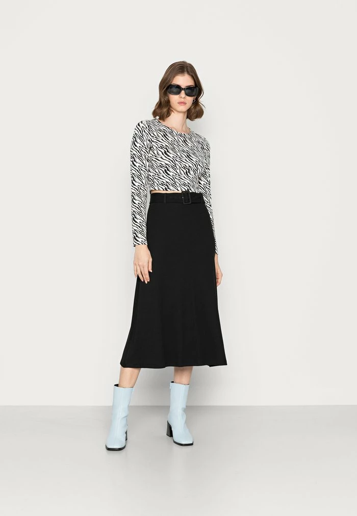 REDEZIGN - Jupe Trapèze - Black – Image 2