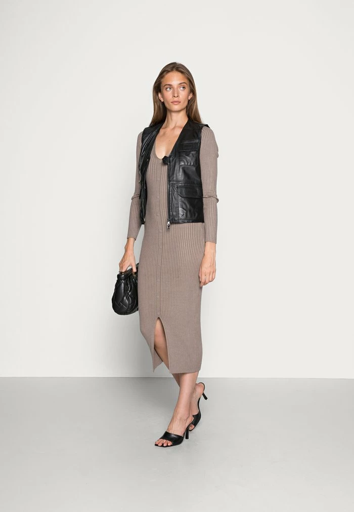 Zign Robe Pull - Taupe – Image 2