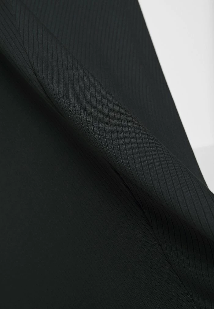 Zign BIAS CUT SKIRT - Jupe Trapèze - Black – Image 5