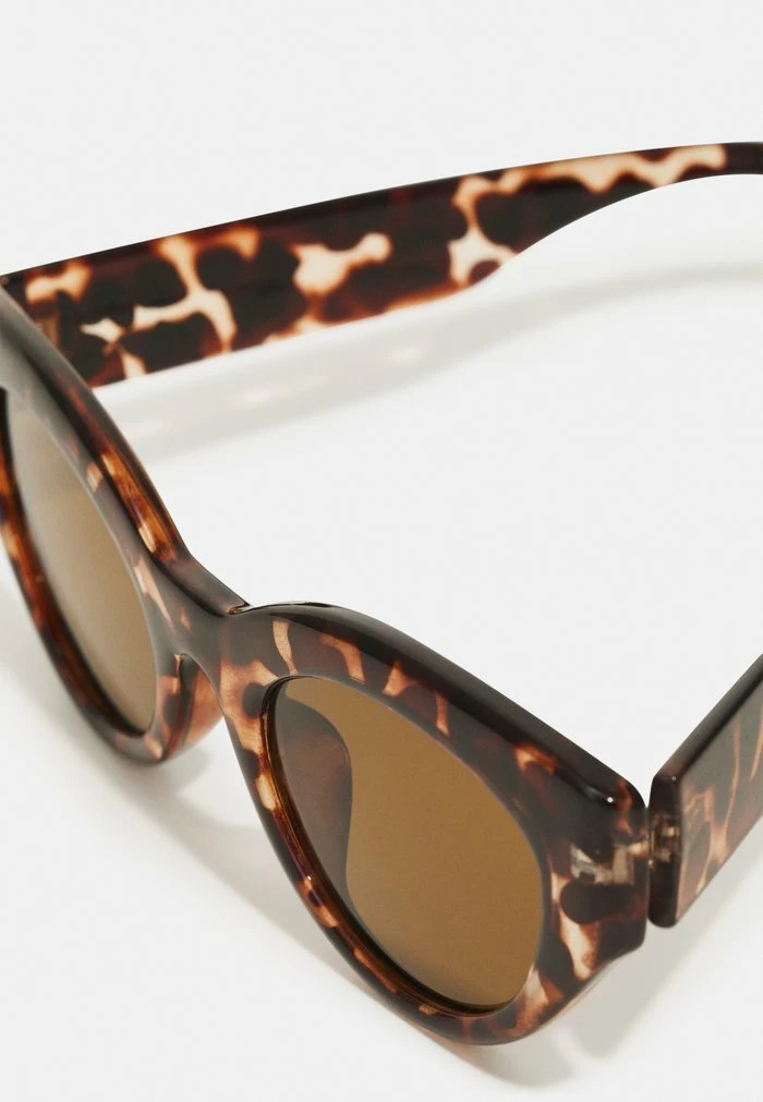 Zign Lunettes De Soleil - Brown – Image 3