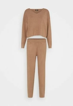 Zign SET V NECK AND PANT - Pullover - Camel