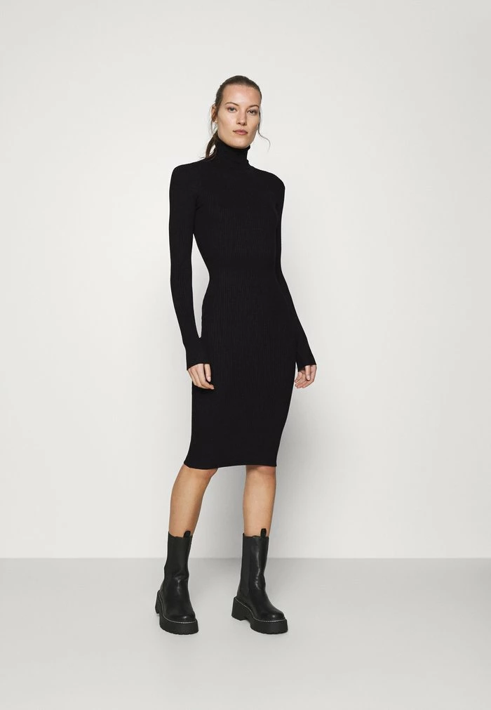 Zign Robe Pull - Black – Image 4