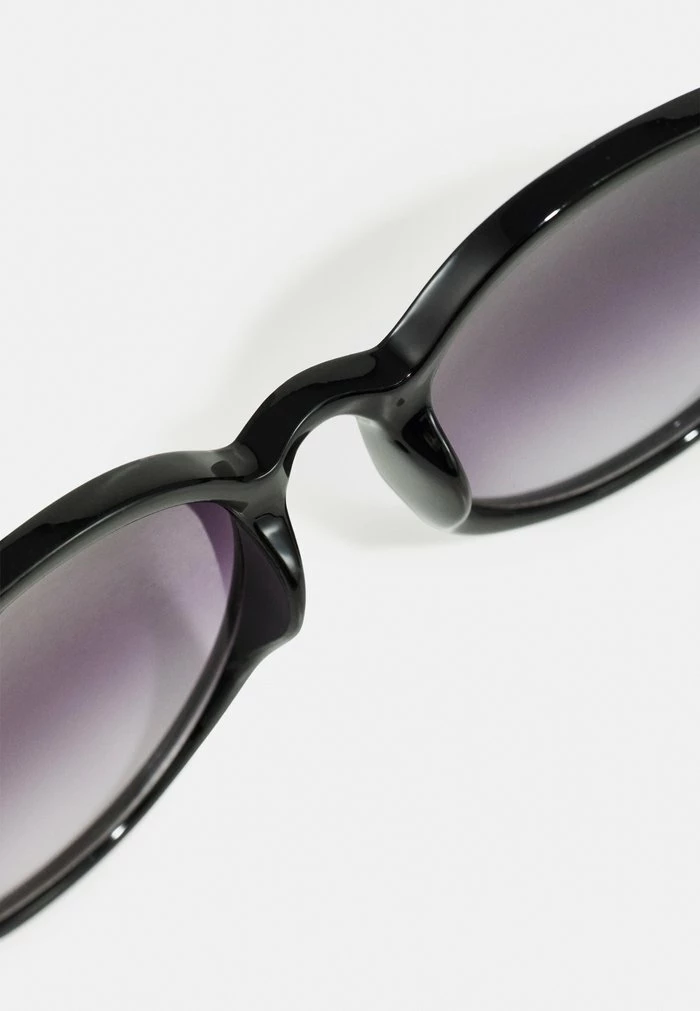 Zign Lunettes De Soleil - Black – Image 3